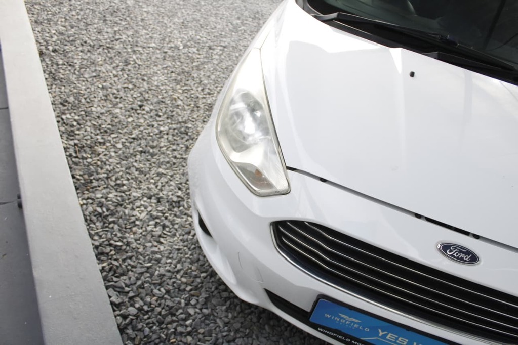 2018 FORD FIGO, White, 115746Kms, Manual, Hatchback, Petrol, R139 995, Wingfield Motors Goodwood