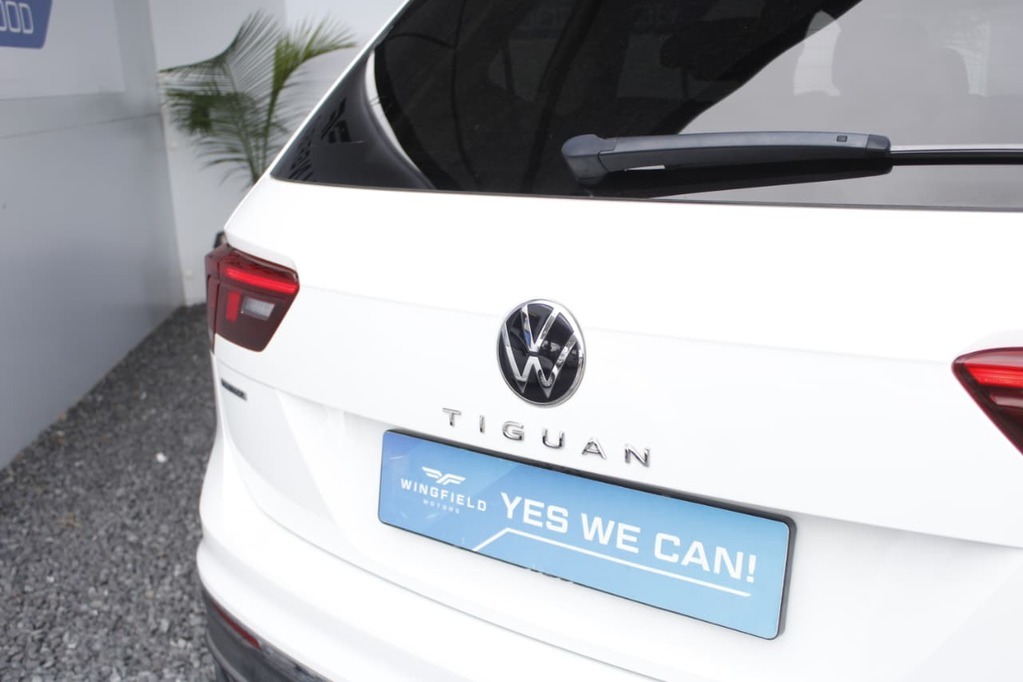 2022 VOLKSWAGEN TIGUAN, White, 53423Kms, Automatic, SUV, Petrol, R469 995, Goodwood