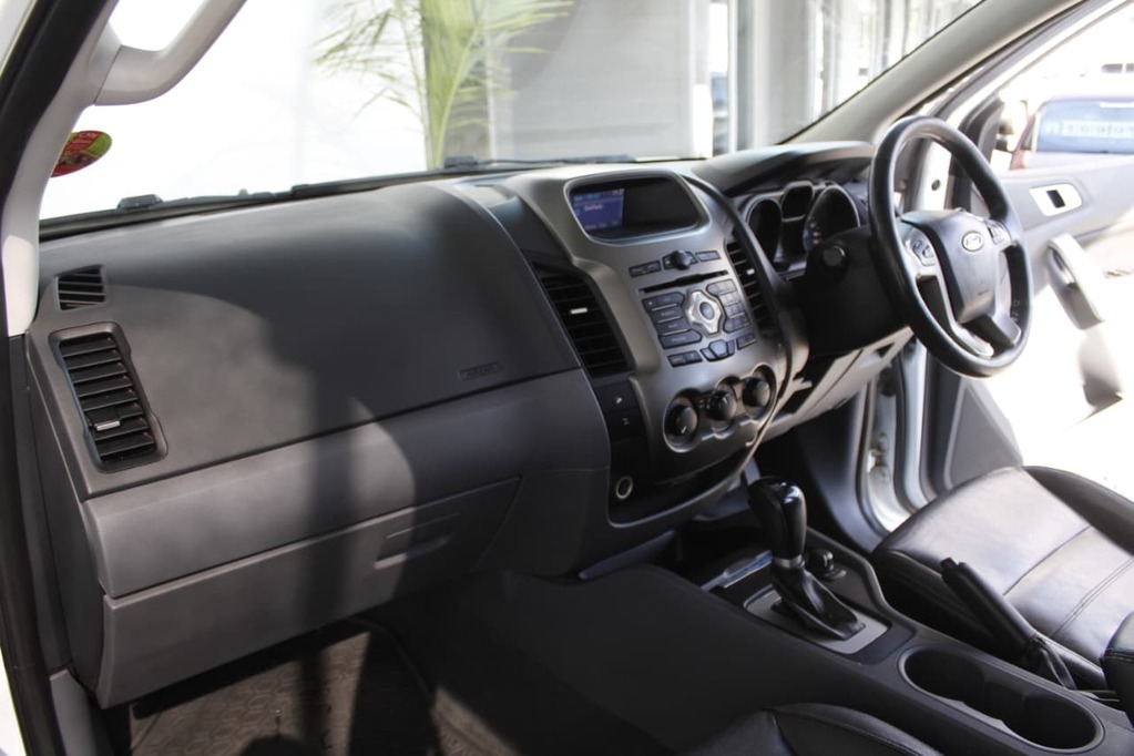 2014 FORD RANGER, White, 209800Kms, Automatic, Bakkie Double Cab, Diesel, R229 995, Wingfield Motors Goodwood