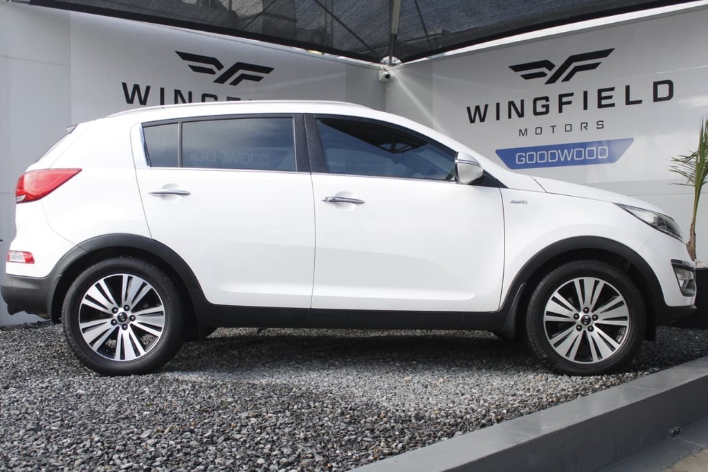 2014 KIA SPORTAGE, White, 170742Kms, Manual, SUV, Diesel, R159 995, Goodwood