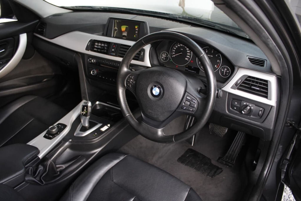 2012 BMW 3 SERIES, Grey, 218400Kms, Automatic, Sedan, Diesel, R149 995, Goodwood