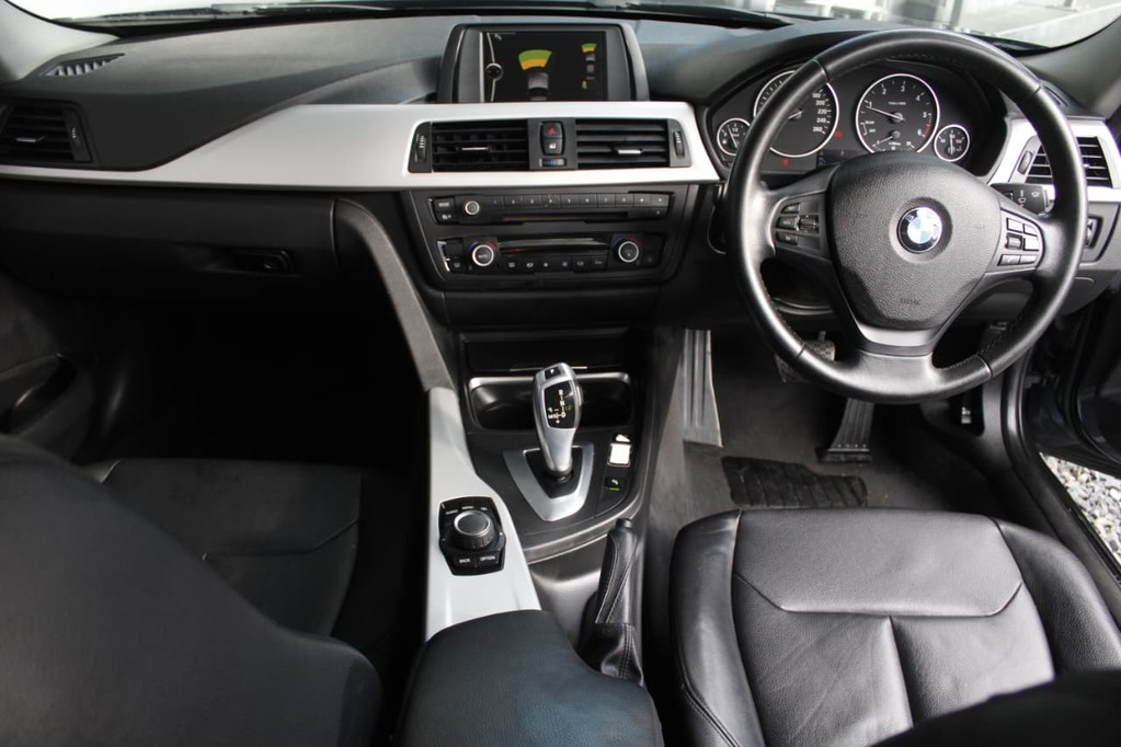 2012 BMW 3 SERIES, Grey, 218400Kms, Automatic, Sedan, Diesel, R149 995, Goodwood
