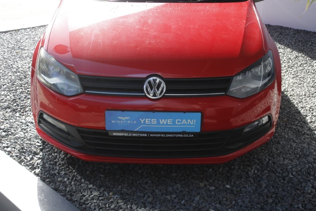 2018 VOLKSWAGEN POLO VIVO, Red, 112365Kms, Manual, , Petrol, R159 995, Goodwood