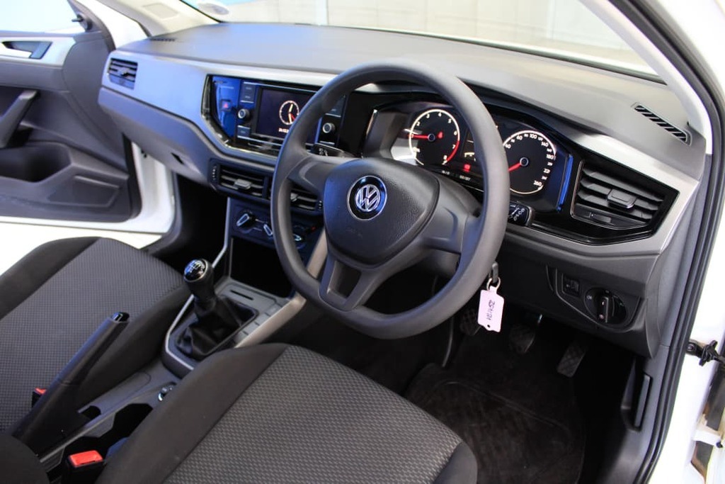 2020 VOLKSWAGEN POLO, White, 123336Kms, Manual, , Petrol, R189 900, Goodwood