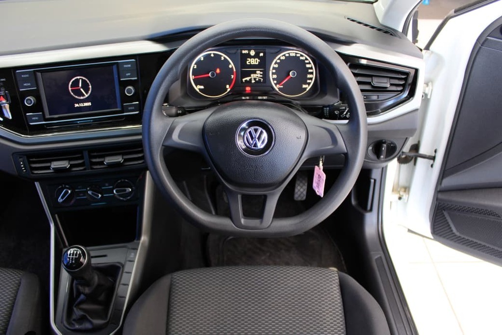 2020 VOLKSWAGEN POLO, White, 123336Kms, Manual, , Petrol, R189 900, Goodwood