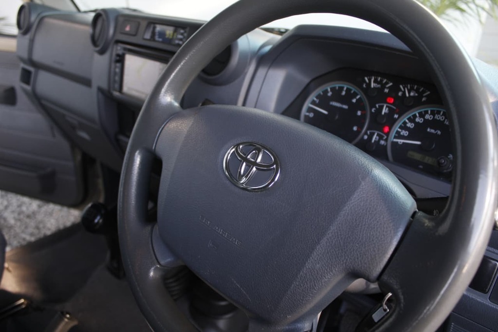 2016 TOYOTA LANDCRUISER 70 SERIE, Beige, 181342Kms, Manual, , Diesel, R699 995, Goodwood