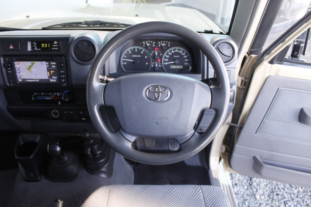 2016 TOYOTA LANDCRUISER 70 SERIE, Beige, 181342Kms, Manual, , Diesel, R699 995, Goodwood