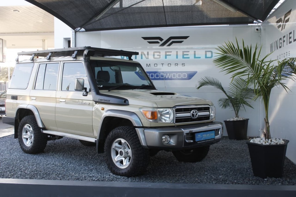 2016 TOYOTA LANDCRUISER 70 SERIE, Beige, 181342Kms, Manual, , Diesel, R699 995, Goodwood