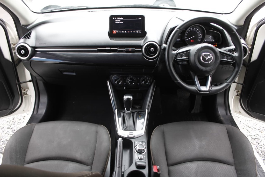 2022 MAZDA MAZDA 2, White, 78574Kms, Automatic, , Petrol, R229 995, Goodwood