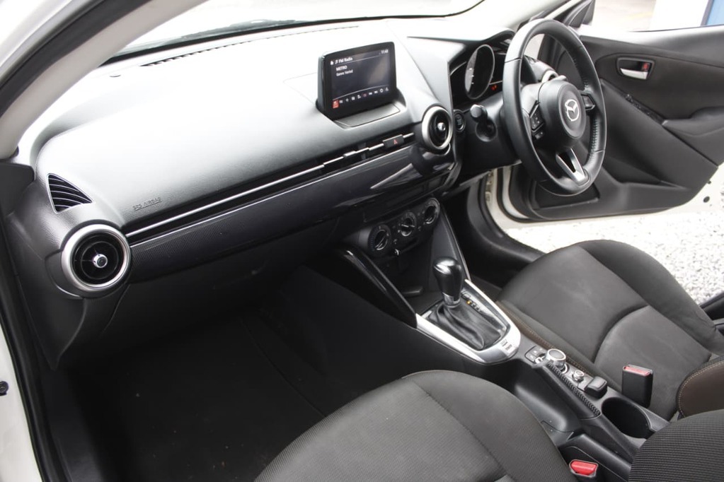 2022 MAZDA MAZDA 2, White, 78574Kms, Automatic, , Petrol, R229 995, Goodwood