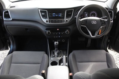 2017 HYUNDAI TUCSON, Grey, 122525Kms, Automatic, SUV, Petrol, R209 995, Wingfield Motors Goodwood
