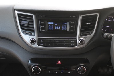 2017 HYUNDAI TUCSON, Grey, 122525Kms, Automatic, SUV, Petrol, R209 995, Wingfield Motors Goodwood