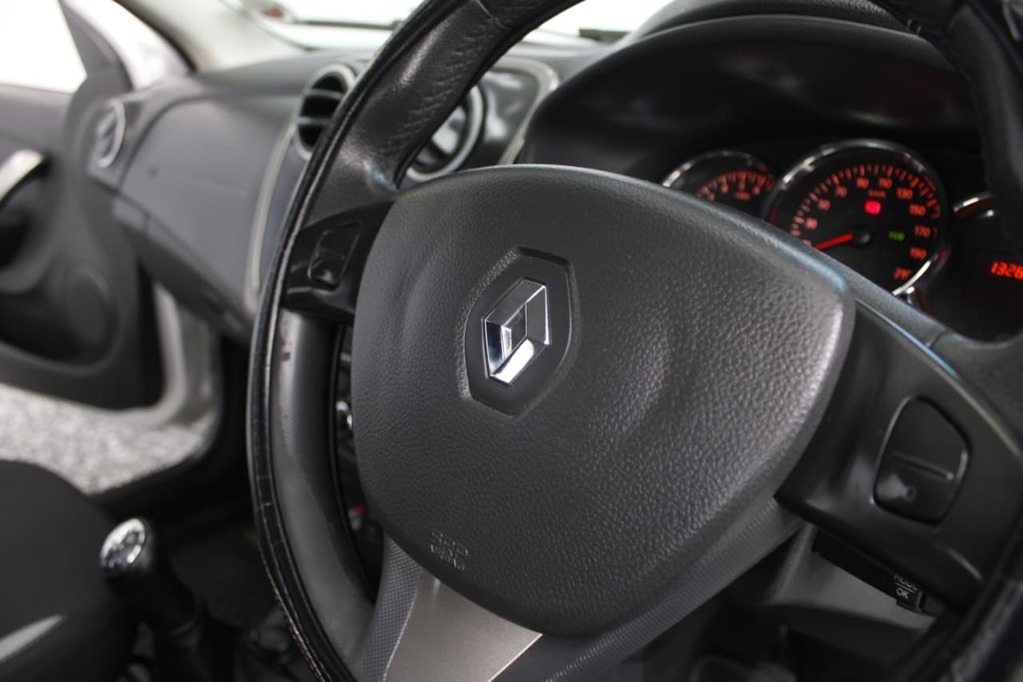 2015 RENAULT SANDERO, Silver, 132712Kms, Manual, Hatchback, Petrol, R105 995, Goodwood