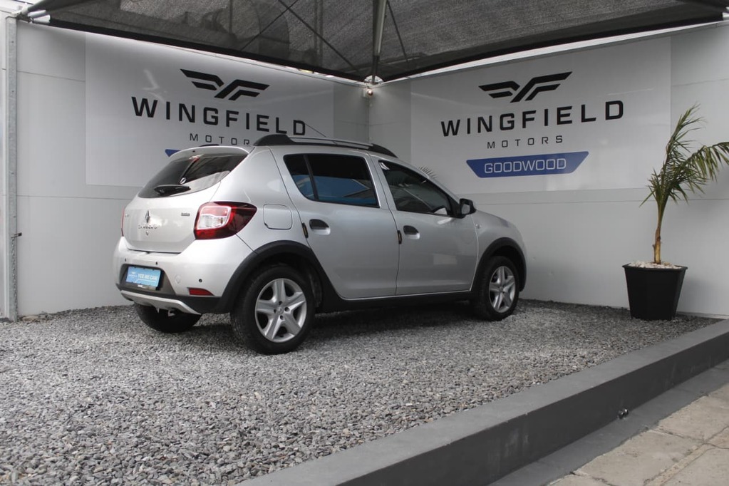 2015 RENAULT SANDERO, Silver, 132712Kms, Manual, Hatchback, Petrol, R105 995, Goodwood