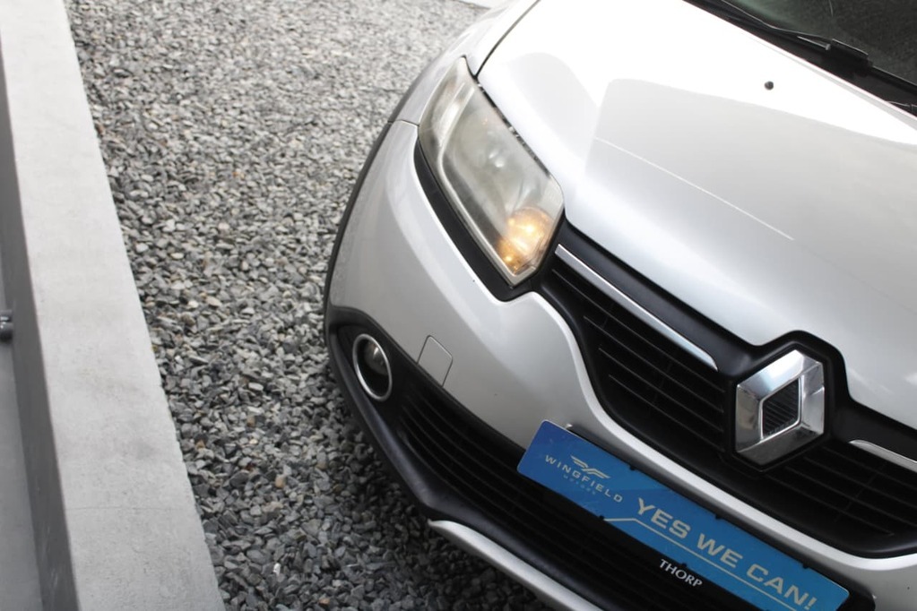 2015 RENAULT SANDERO, Silver, 132712Kms, Manual, Hatchback, Petrol, R105 995, Goodwood