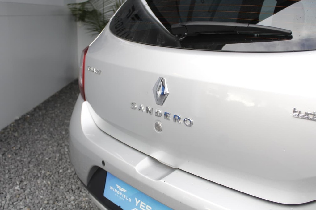 2015 RENAULT SANDERO, Silver, 132712Kms, Manual, Hatchback, Petrol, R105 995, Goodwood