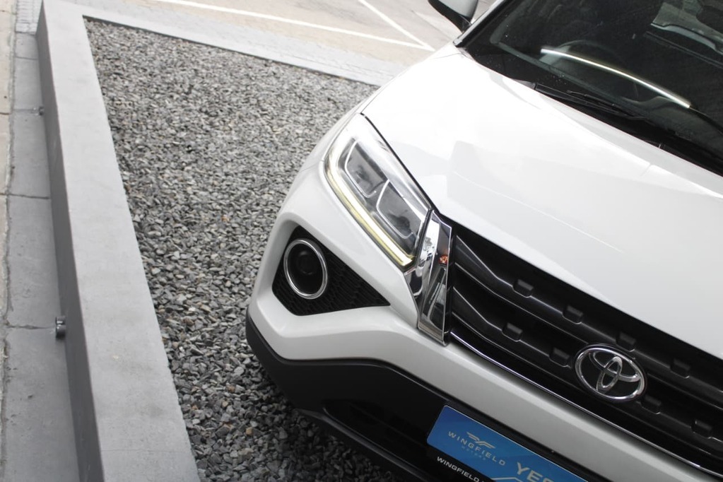 2021 TOYOTA URBAN CRUISER, White, 89391Kms, Automatic, SUV, Petrol, R239 995, Goodwood