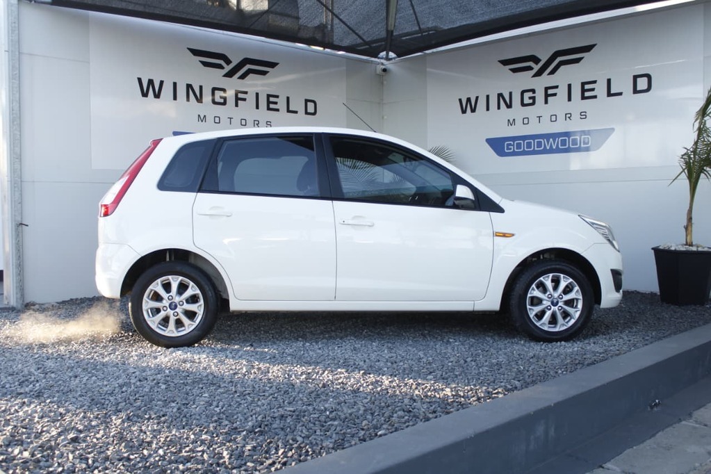 2015 FORD FIGO, White, 136240Kms, Manual, Hatchback, Petrol, R99 995, Wingfield Motors Goodwood