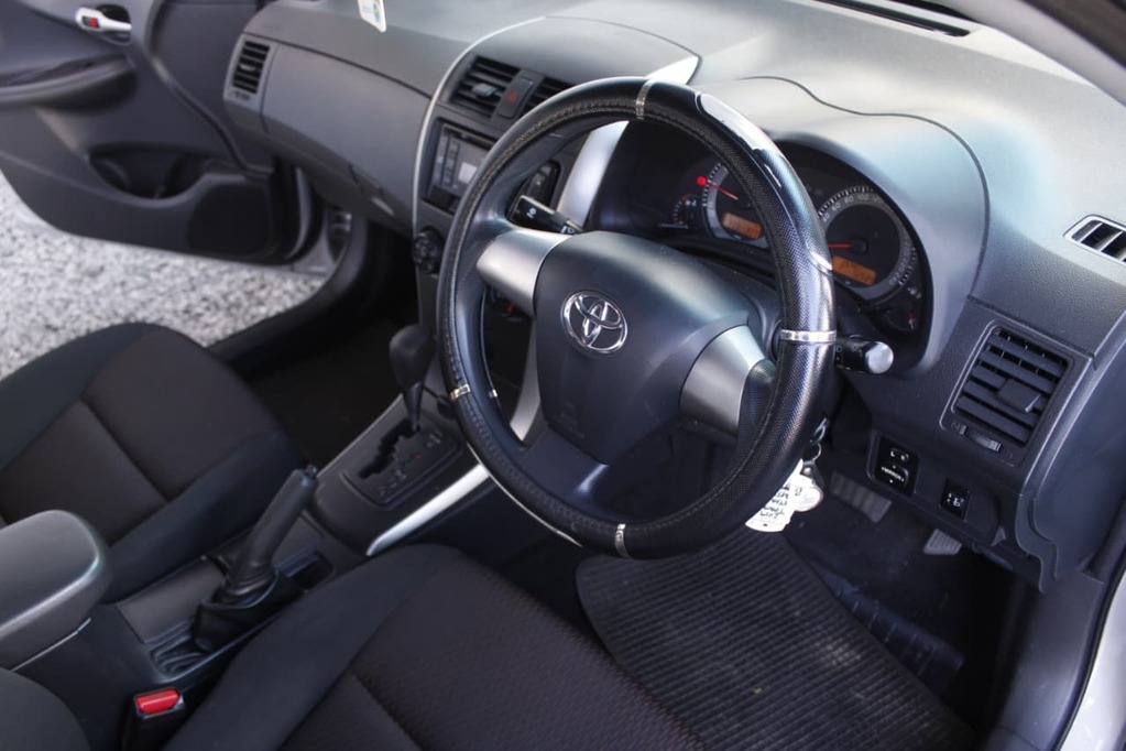 2019 TOYOTA COROLLA QUEST, Silver, 72584Kms, Automatic, Sedan, Petrol, R159 995, Goodwood