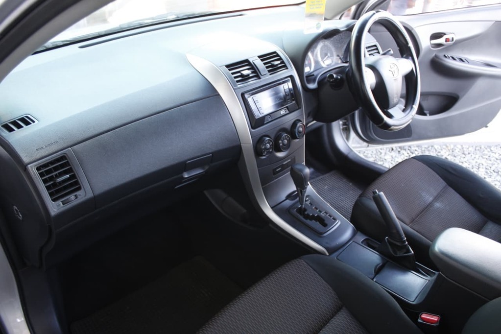 2019 TOYOTA COROLLA QUEST, Silver, 72584Kms, Automatic, Sedan, Petrol, R159 995, Goodwood