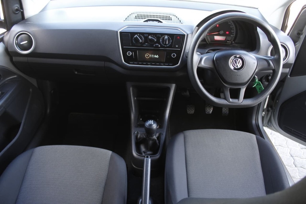 2017 VOLKSWAGEN UP, Silver, 157500Kms, Manual, Hatchback, Petrol, R114 995, Goodwood