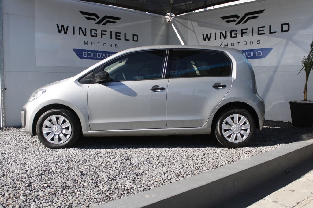 2017 VOLKSWAGEN UP, Silver, 157500Kms, Manual, Hatchback, Petrol, R114 995, Goodwood