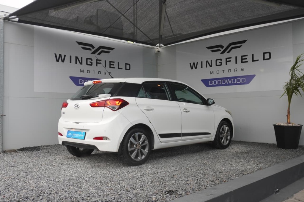 2016 HYUNDAI i20, White, 167000Kms, Automatic, Hatchback, Petrol, R144 995, Goodwood