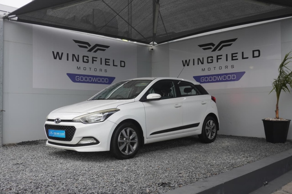 2016 HYUNDAI i20, White, 167000Kms, Automatic, Hatchback, Petrol, R144 995, Goodwood