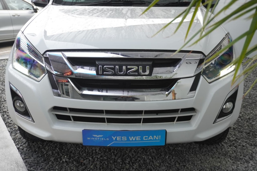 2019 ISUZU KB, White, 93683Kms, Automatic, Bakkie Double Cab, Diesel, R399 995, Goodwood