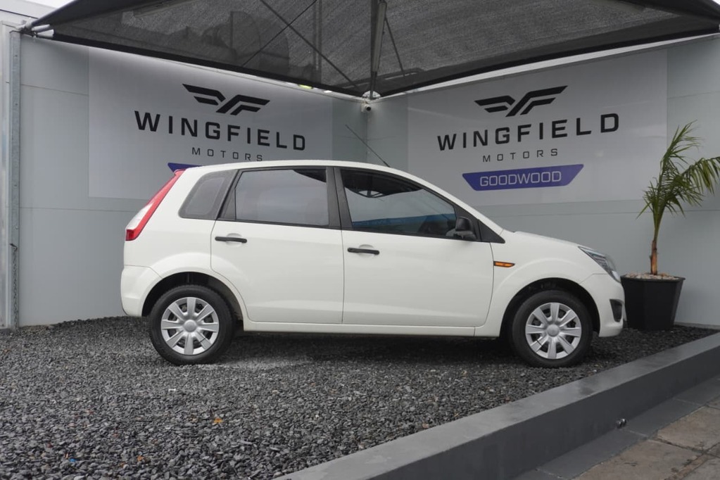 2015 FORD FIGO, White, 140010Kms, Manual, Hatchback, Petrol, R99 995, Goodwood
