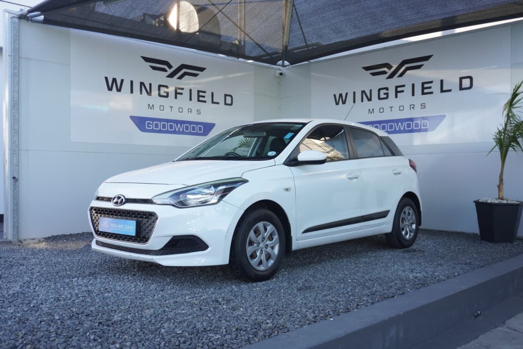 2016 HYUNDAI i20, White, 128139Kms, Manual, Hatchback, Petrol, R139 995, Goodwood