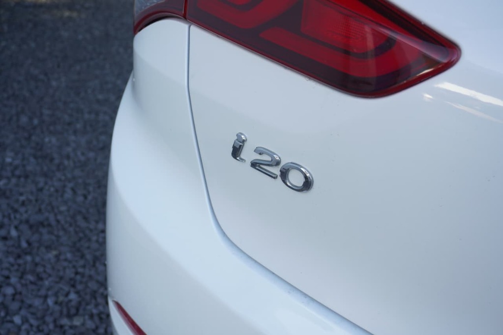 2016 HYUNDAI i20, White, 128139Kms, Manual, Hatchback, Petrol, R139 995, Goodwood
