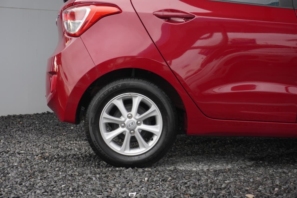 2015 HYUNDAI i10, Red, 109987Kms, Manual, Hatchback, Petrol, R114 995, Goodwood