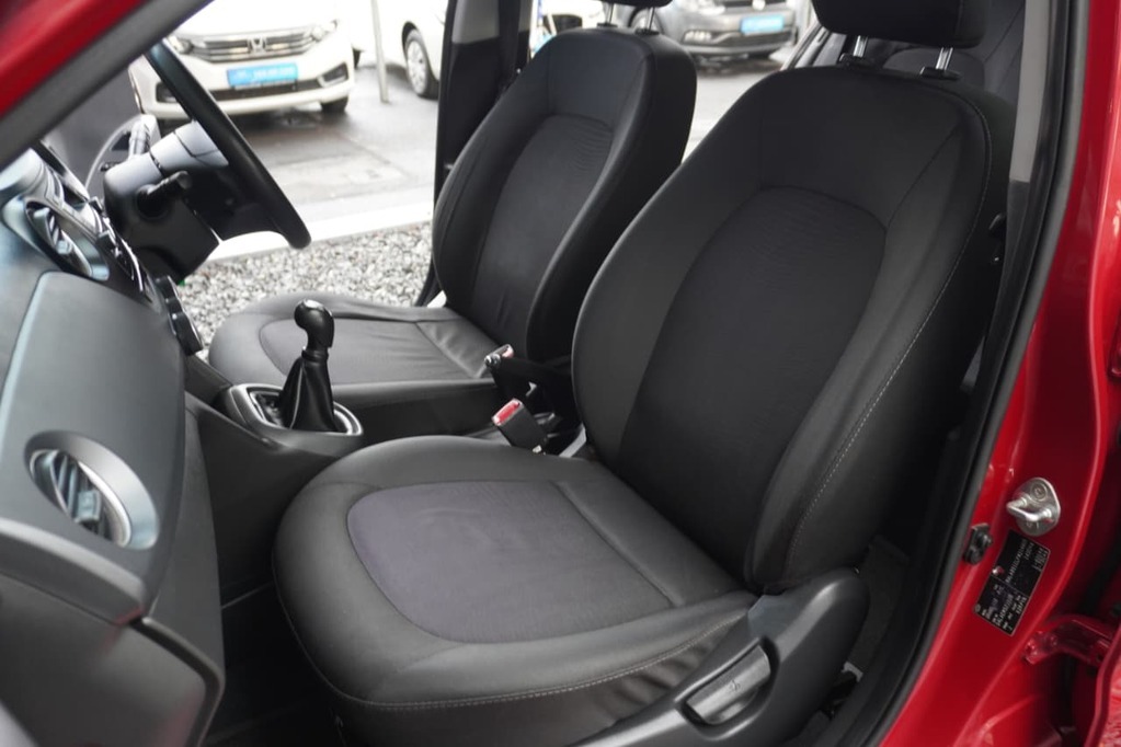 2015 HYUNDAI i10, Red, 109987Kms, Manual, Hatchback, Petrol, R114 995, Goodwood