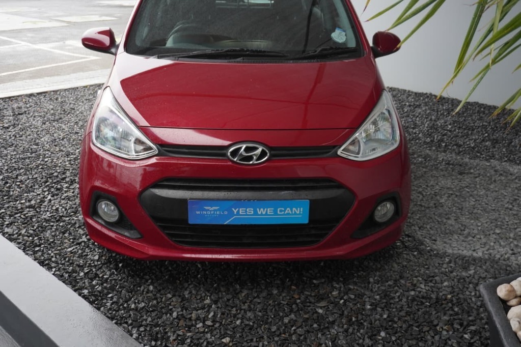 2015 HYUNDAI i10, Red, 109987Kms, Manual, Hatchback, Petrol, R114 995, Goodwood