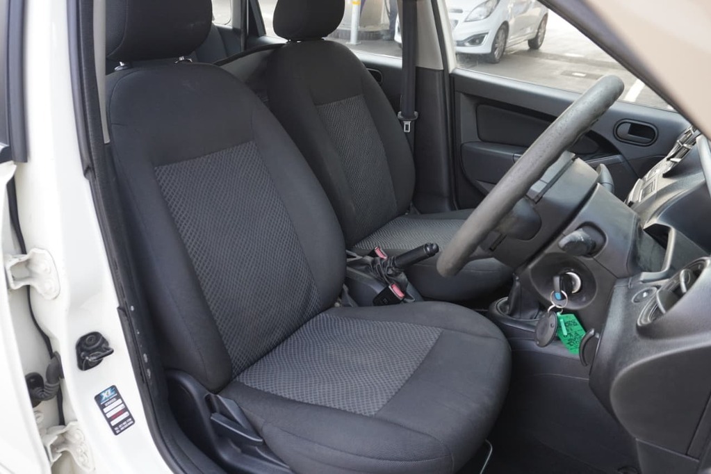 2013 FORD FIGO, White, 133123Kms, Manual, Hatchback, Petrol, R85 995, Goodwood
