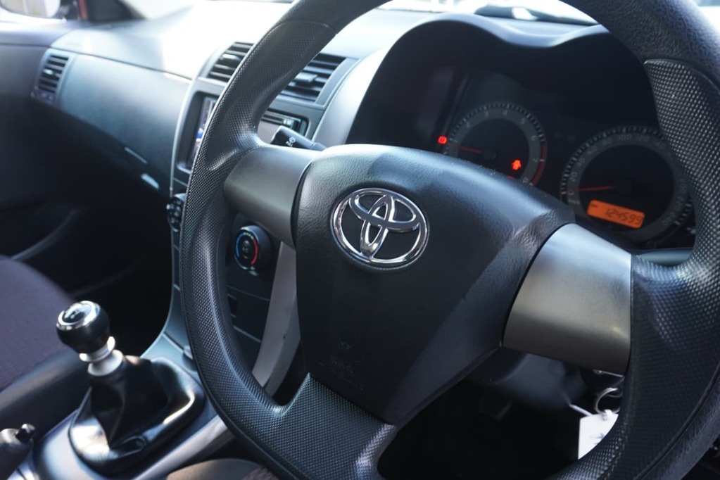 2019 TOYOTA COROLLA QUEST, White, 125000Kms, Manual, Sedan, Petrol, R159 995, Goodwood