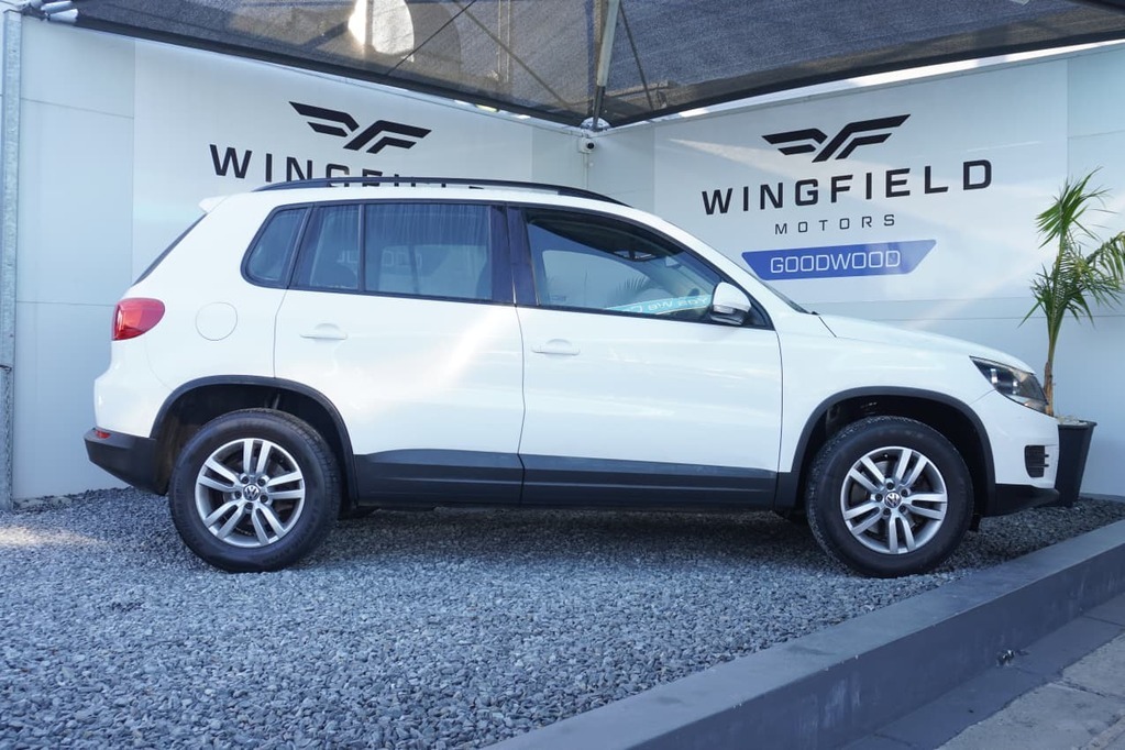 2012 VOLKSWAGEN TIGUAN, White, 195142Kms, Manual, SUV, Petrol, R129 995, Goodwood