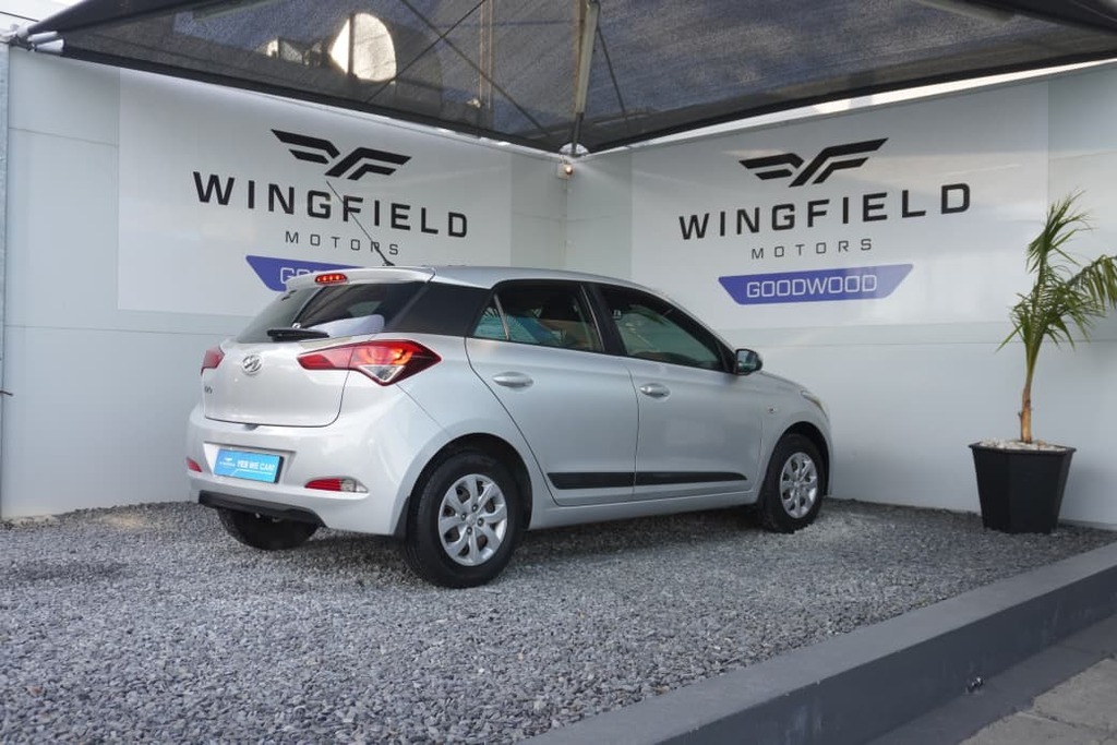 2016 HYUNDAI i20, Silver, 153310Kms, Manual, Hatchback, Petrol, R134 995, Goodwood