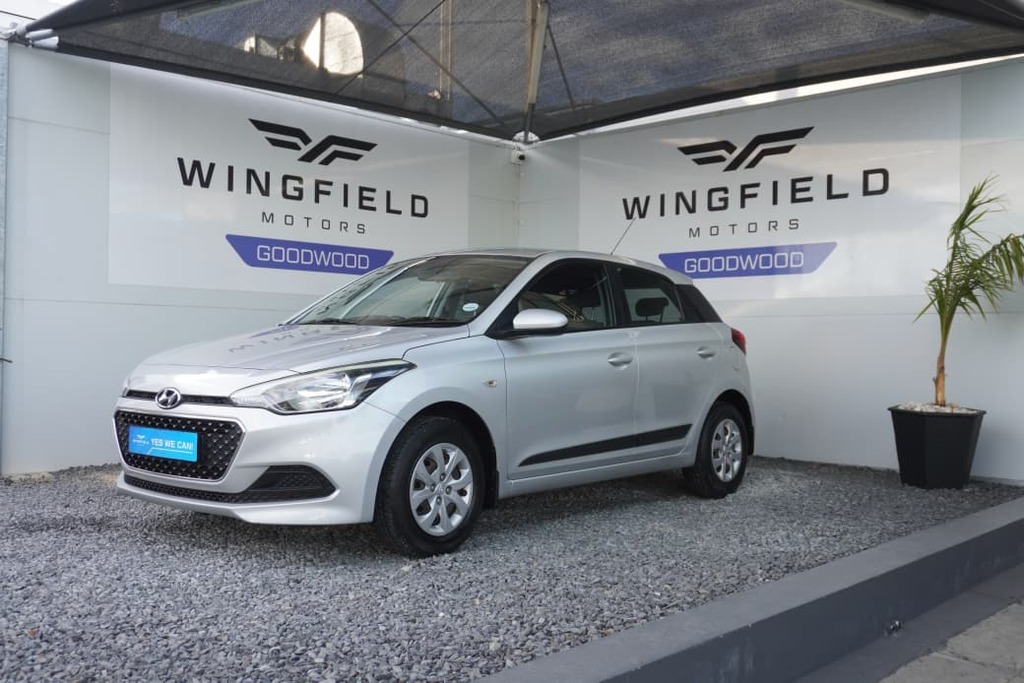 2016 HYUNDAI i20, Silver, 153310Kms, Manual, Hatchback, Petrol, R134 995, Goodwood