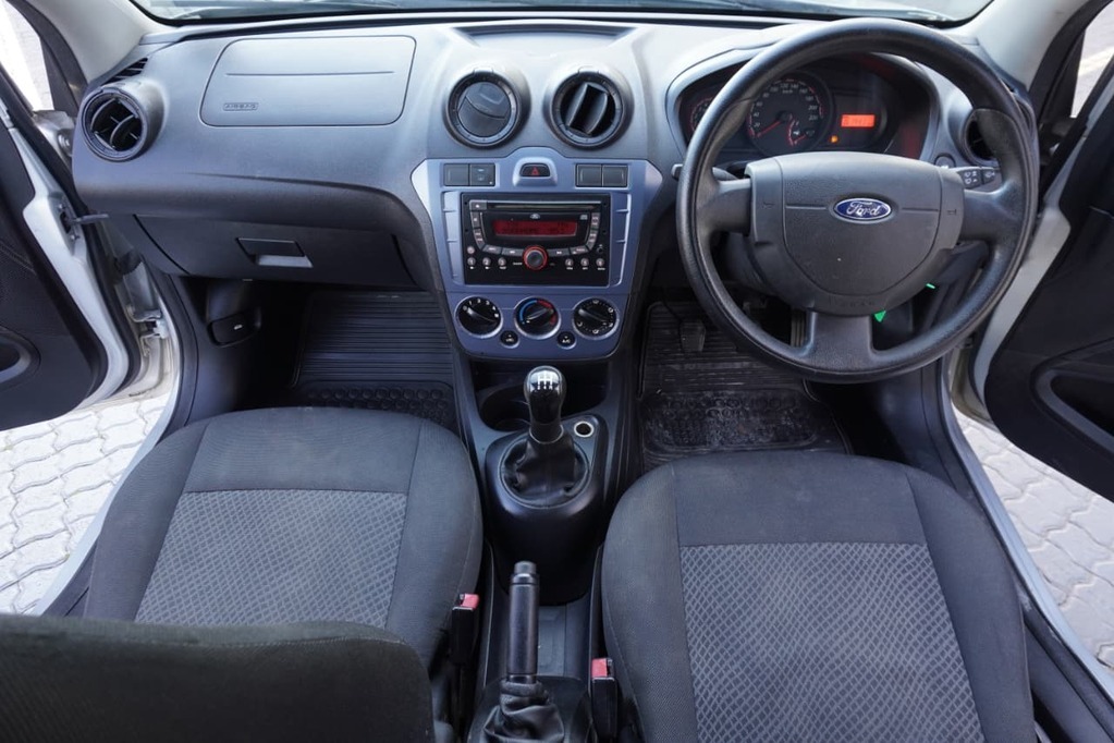 2013 FORD FIGO, Silver, 161233Kms, Manual, Hatchback, Petrol, R84 995, Goodwood