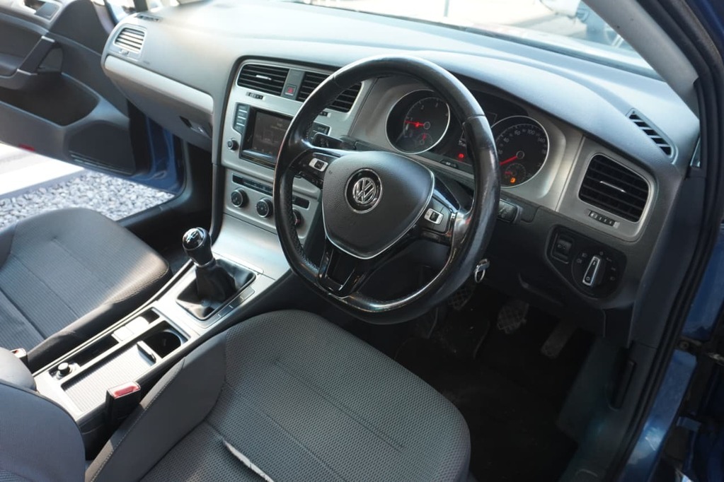 2015 VOLKSWAGEN GOLF 7, Blue, 175408Kms, Manual, Hatchback, Diesel, R169 995, Goodwood