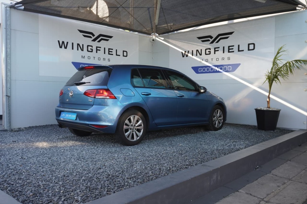 2015 VOLKSWAGEN GOLF 7, Blue, 175408Kms, Manual, Hatchback, Diesel, R169 995, Goodwood