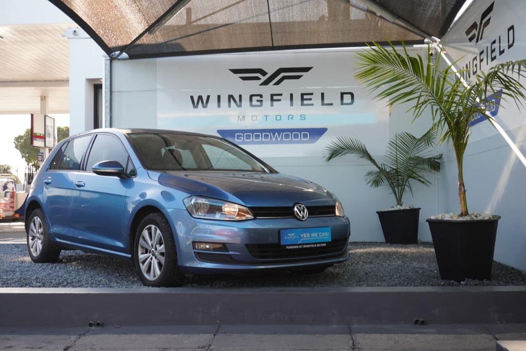 2015 VOLKSWAGEN GOLF 7, Blue, 175408Kms, Manual, Hatchback, Diesel, R169 995, Goodwood