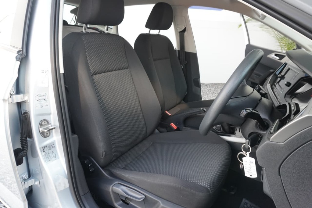 2020 VOLKSWAGEN POLO, Silver, 90904Kms, Manual, Hatchback, Petrol, R189 995, Goodwood