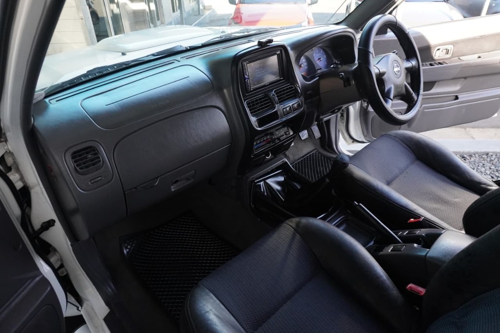 2013 NISSAN HARDBODY, White, 190850Kms, Manual, Bakkie Double Cab, Diesel, R129 995, Goodwood