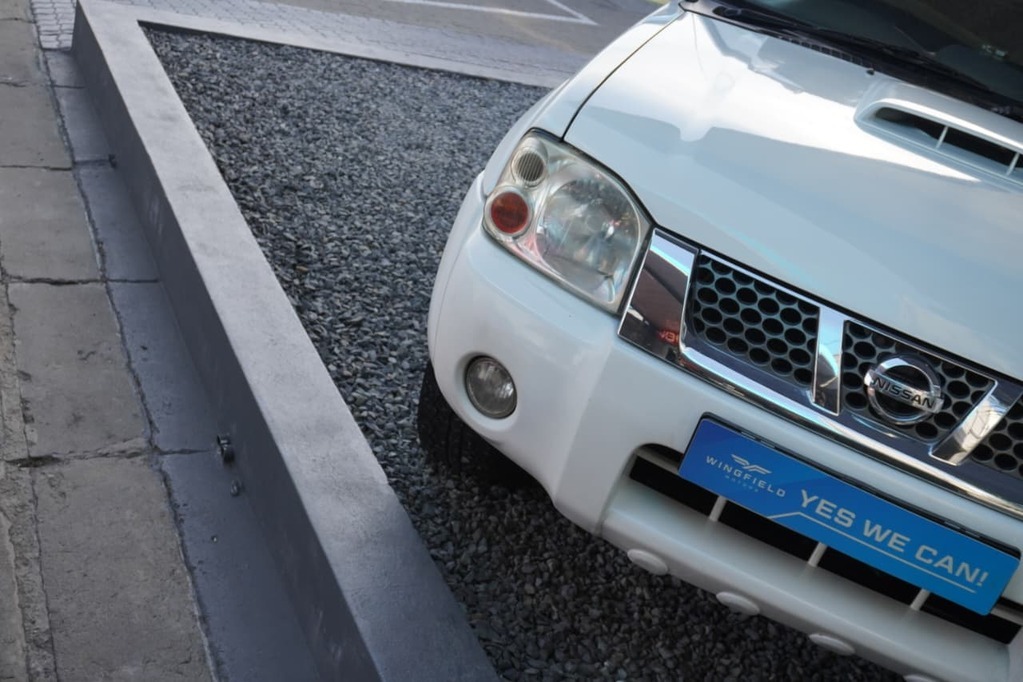 2013 NISSAN HARDBODY, White, 190850Kms, Manual, Bakkie Double Cab, Diesel, R129 995, Goodwood