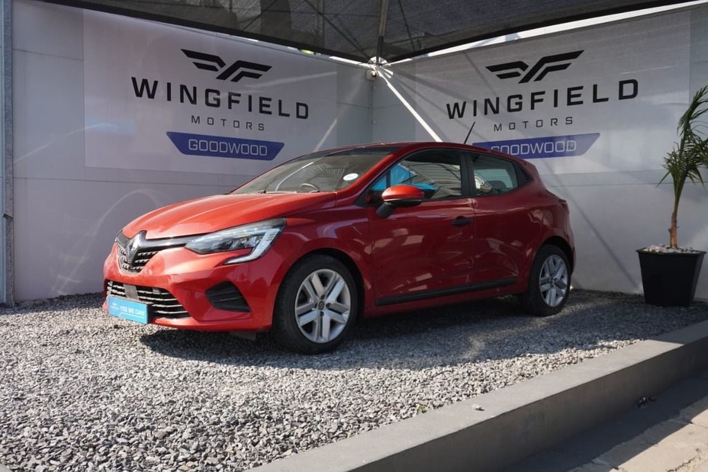 2022 RENAULT CLIO IV, Maroon, 101791Kms, Manual, Hatchback, Petrol, R189 995, Wingfield Motors Goodwood