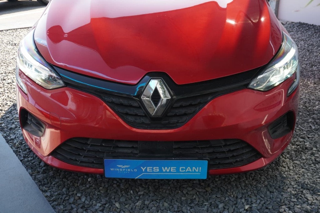 2022 RENAULT CLIO IV, Maroon, 101791Kms, Manual, Hatchback, Petrol, R189 995, Wingfield Motors Goodwood
