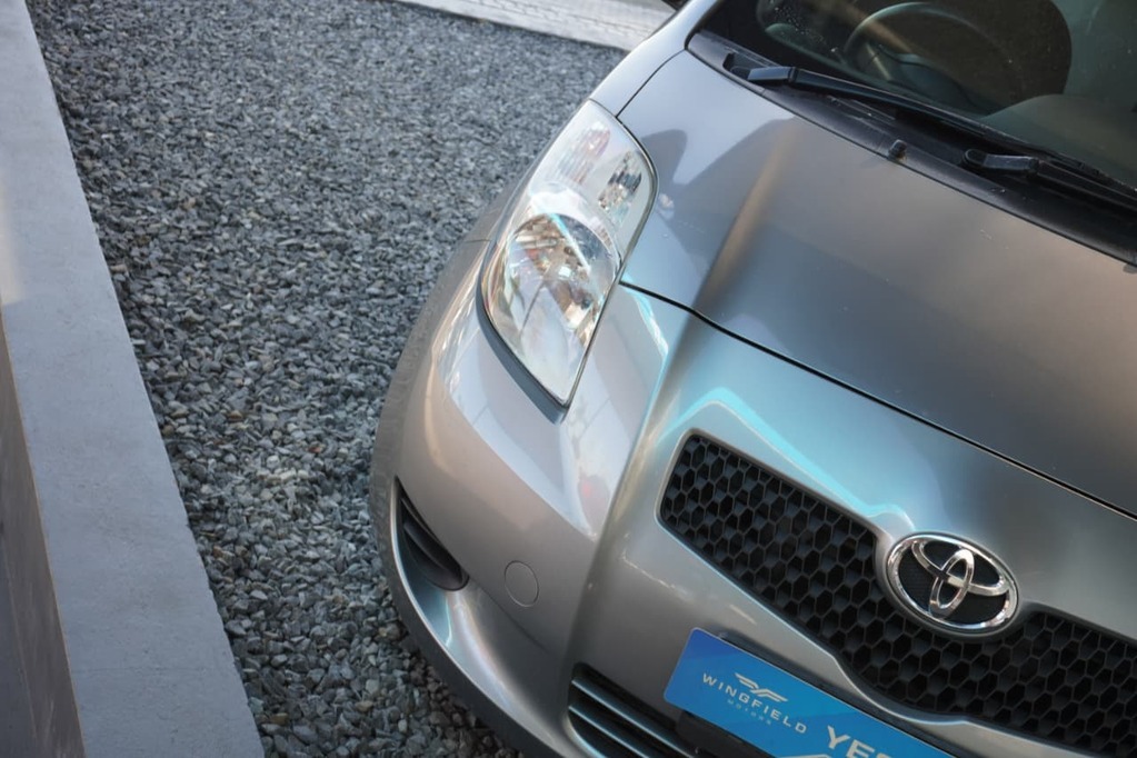 2006 TOYOTA YARIS, Silver, 165678Kms, Manual, Hatchback, Petrol, R89 995, Goodwood